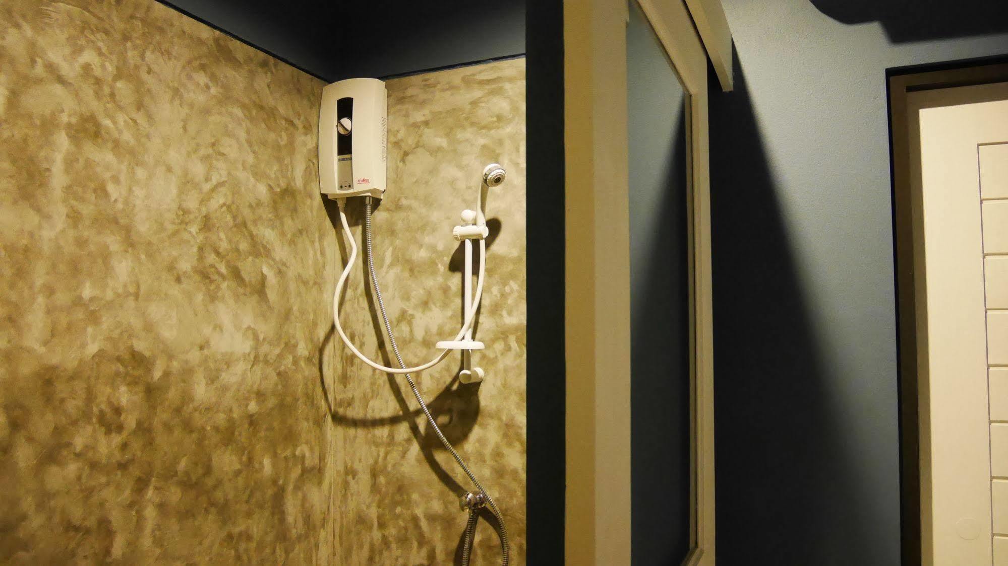 Hostel Amity Poshtel Krabi Zewnętrze zdjęcie